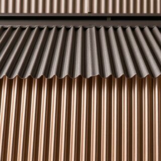 Профнастил: как выбрать и не пожалеть — понятный гид для тех, кто строит и ремонтирует